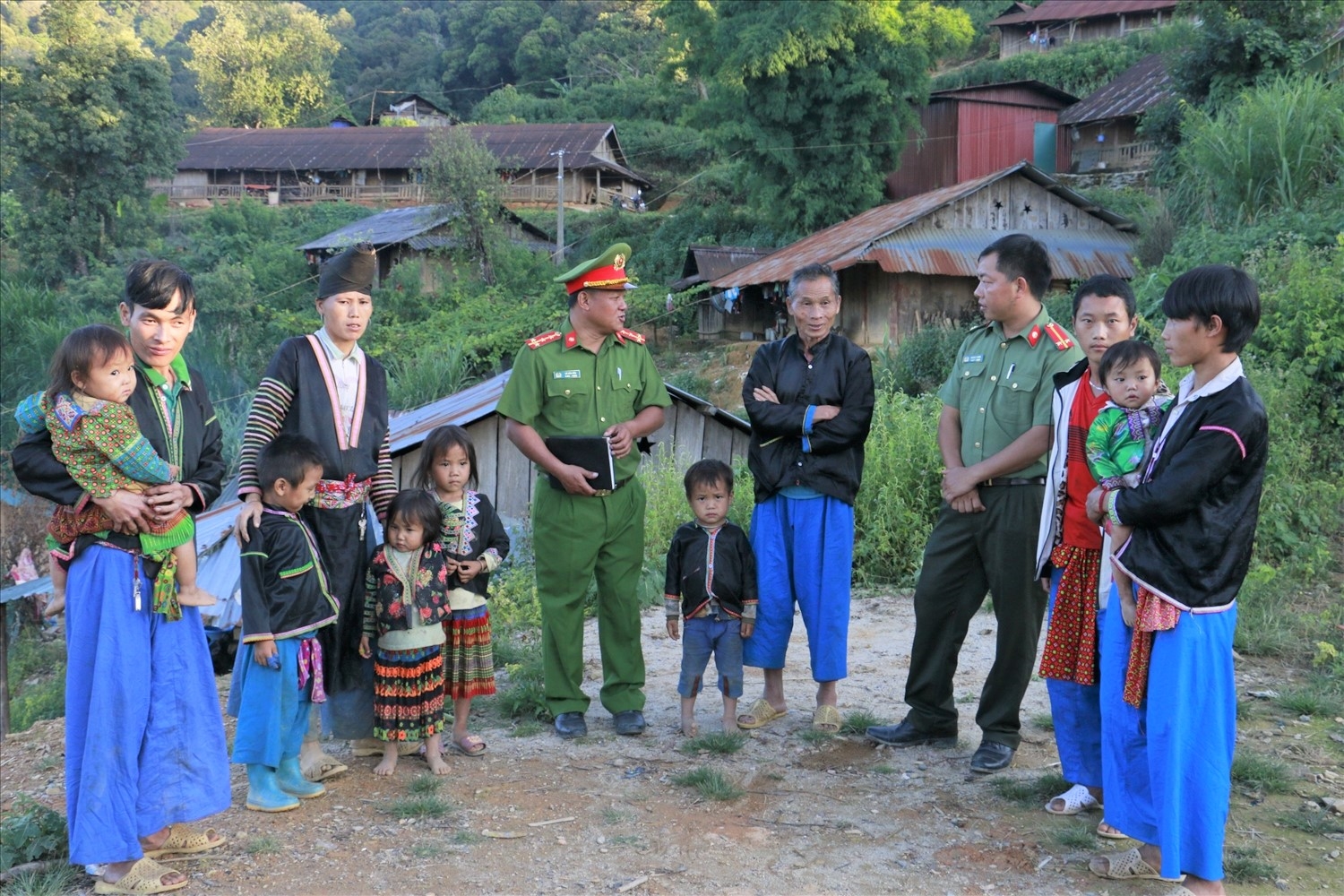 Phòng chống ma túy trong vùng DTTS và miền núi: Đẩy mạnh công tác tuyên truyền gắn với phát triển kinh tế