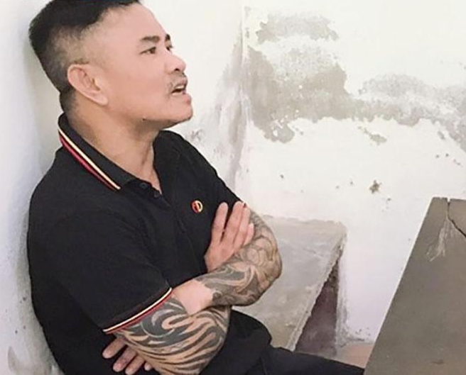 Sử dụng ma túy rồi đánh người dã man vì nghi ngủ với vợ mình
