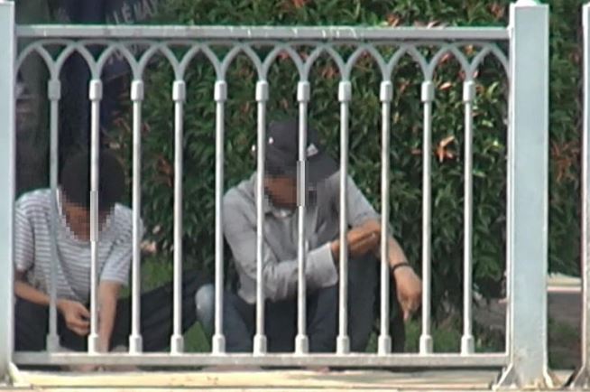 TP.HCM: Ngang nhiên tiêm ma túy ở chốn đông người
